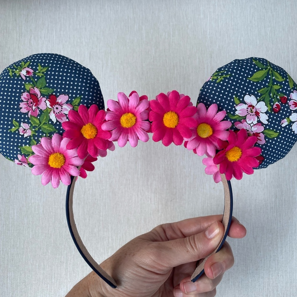 Minnie Mouse ears - Picture 7 of 7